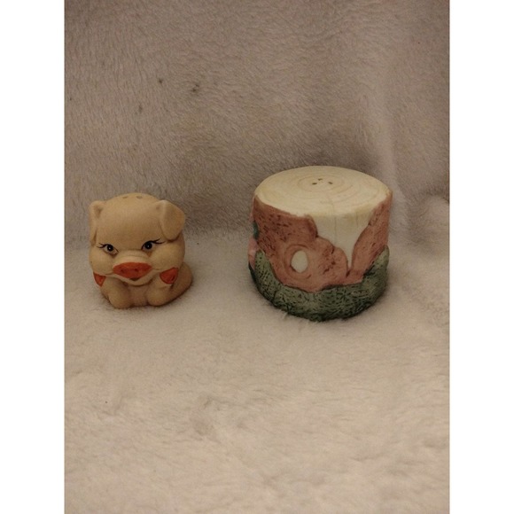 Vintage pig/ tree stump salt and pepper shakers - Picture 1 of 7